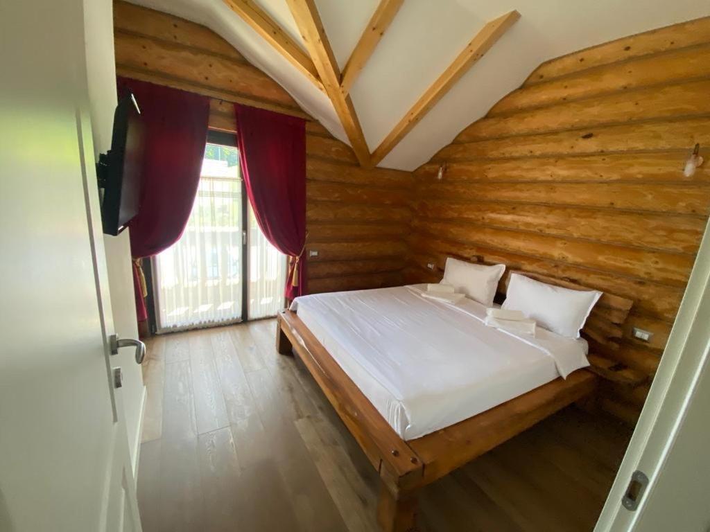 Repedea * Borsa (Maramures)